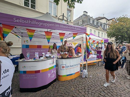 2 Pavillons vom Paritätischen